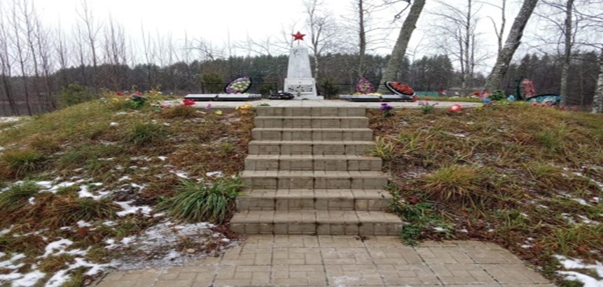 Воинское захоронение